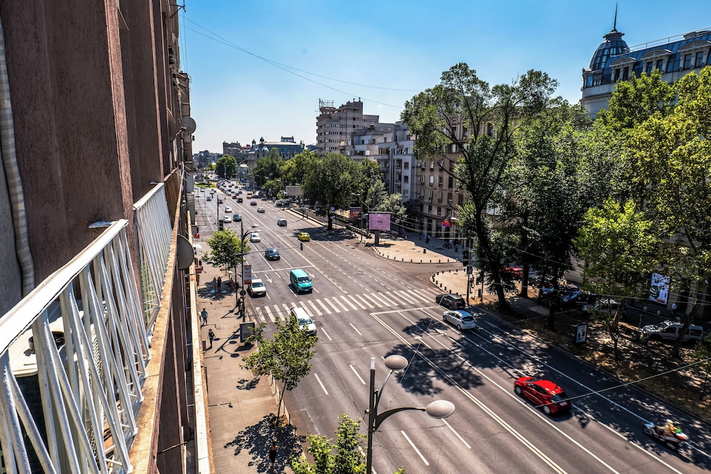 Sunrise Apartments City Center