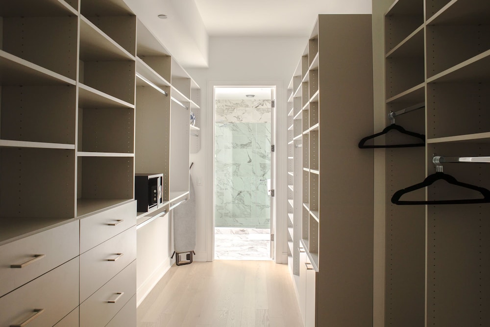 The Lyra Luxury Group Getaway - Two Penthouses
