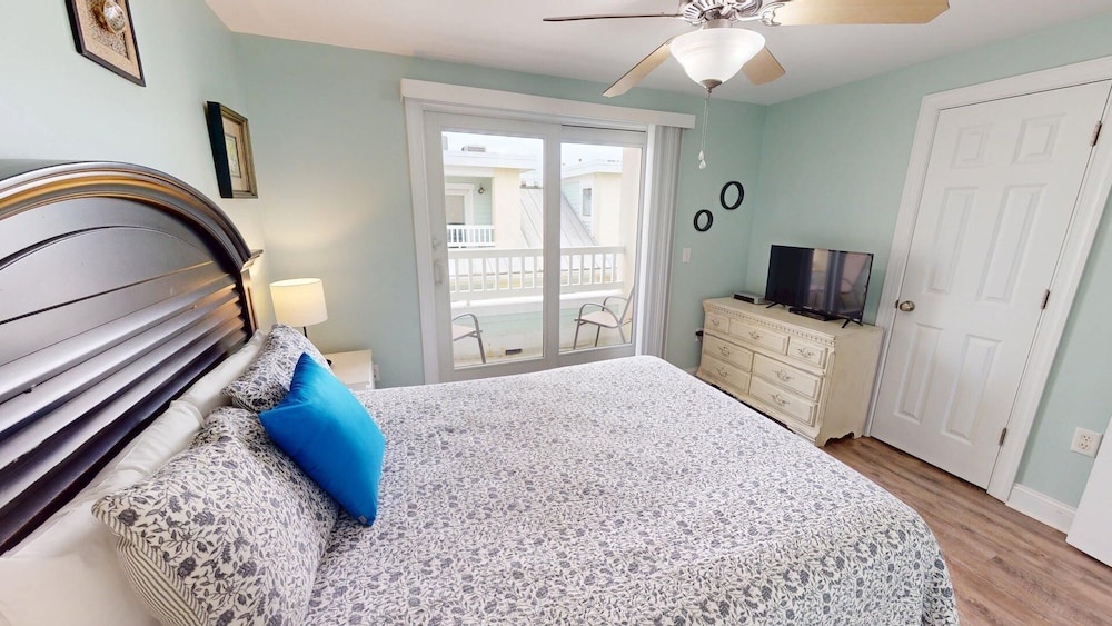 Captains Watch 2 by Tybee Vacation Rentals