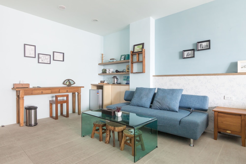 Jhongshan Building B&B