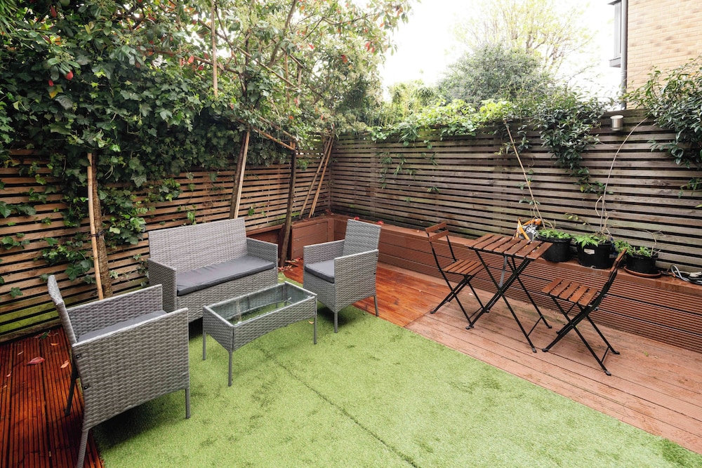 Superb 3bedroom House in Greenwich With Parking