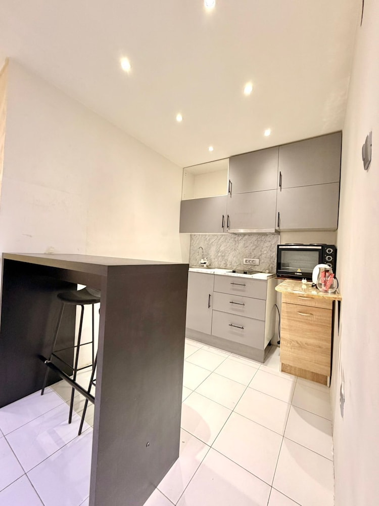 Adriatic Central 2BDR Apartment