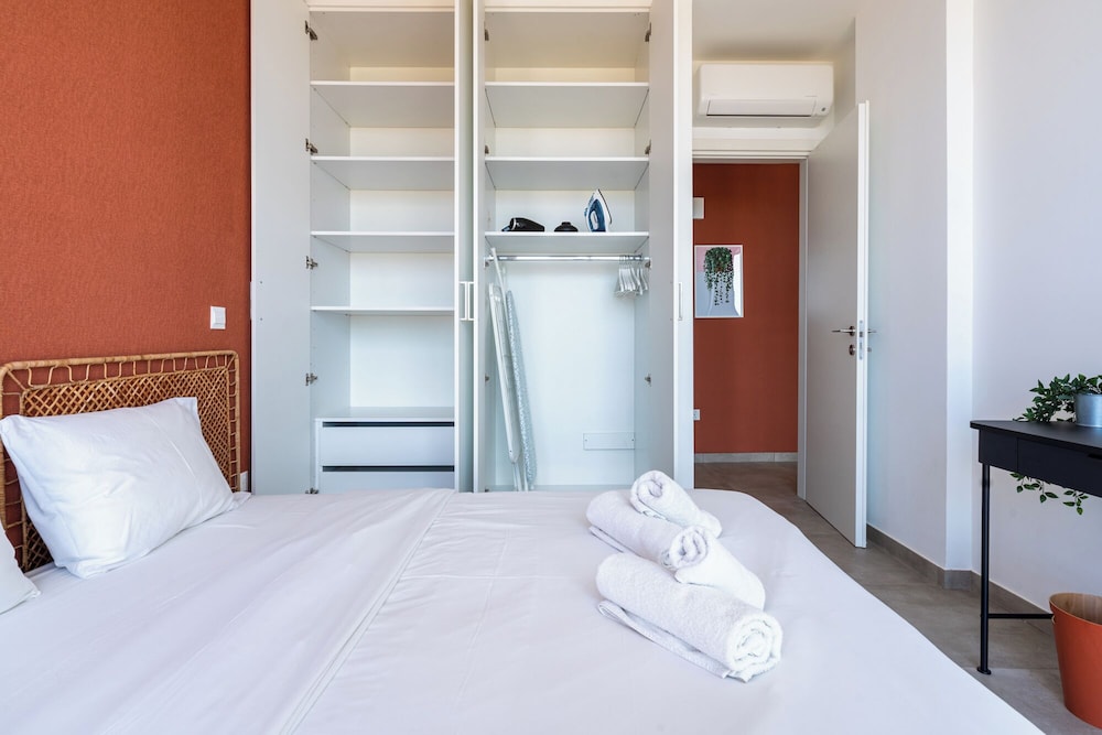 Blu Horizon - Stylish Living with Pool & Balconies in Protaras