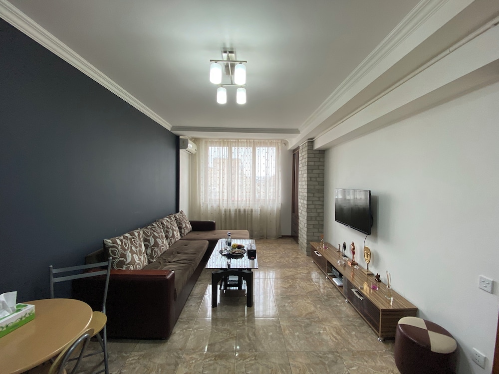 Apartments by Luxe Group KO100