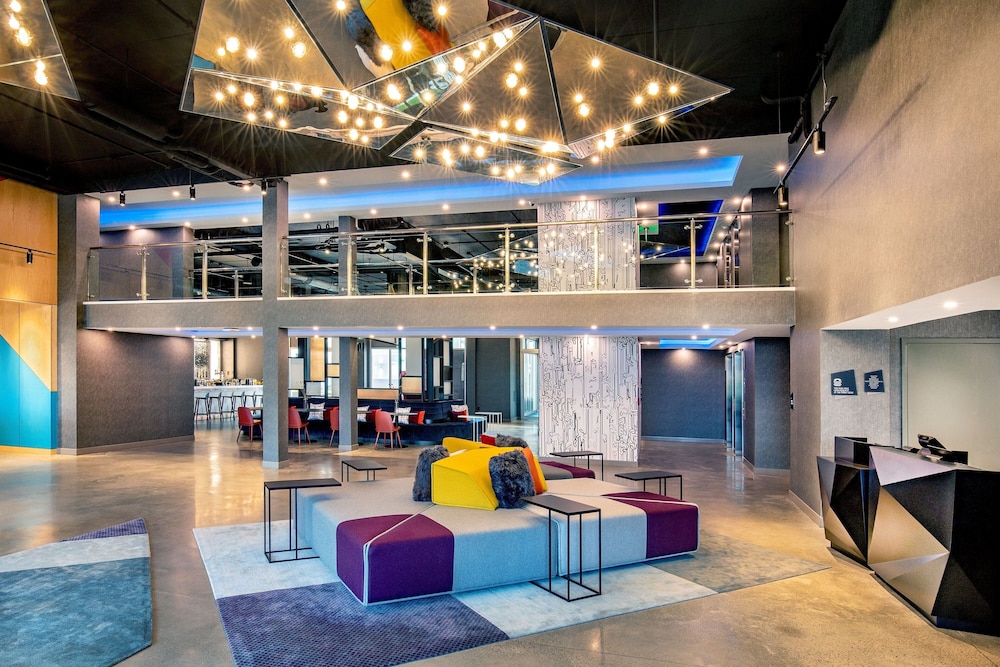Boston Vacations - Aloft Framingham - Property Image 2