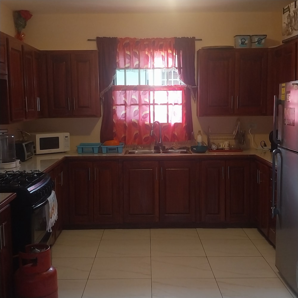 Charming Piarco Home With Garden View