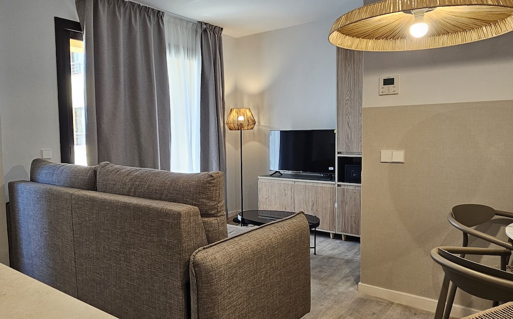 Feelathome Vil-la Romana
