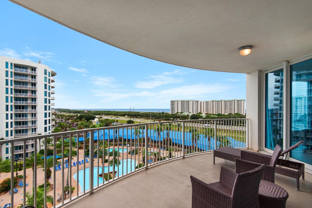 Palms Resort #2715 Full 2 Bedroom