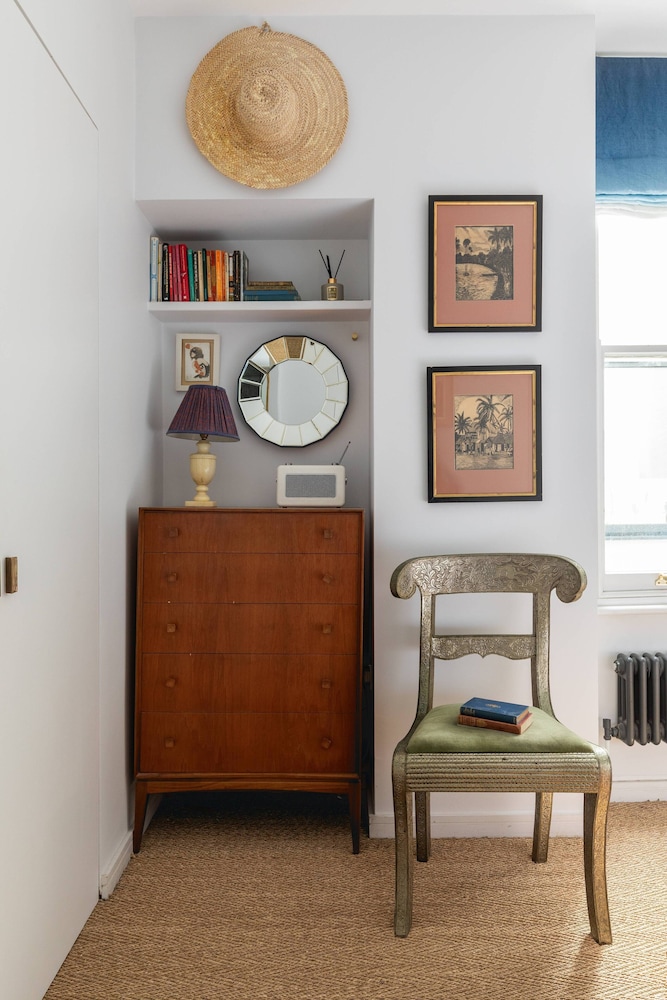 Colville Terrace IV by Onefinestay