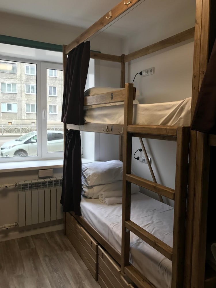 Hostel 65