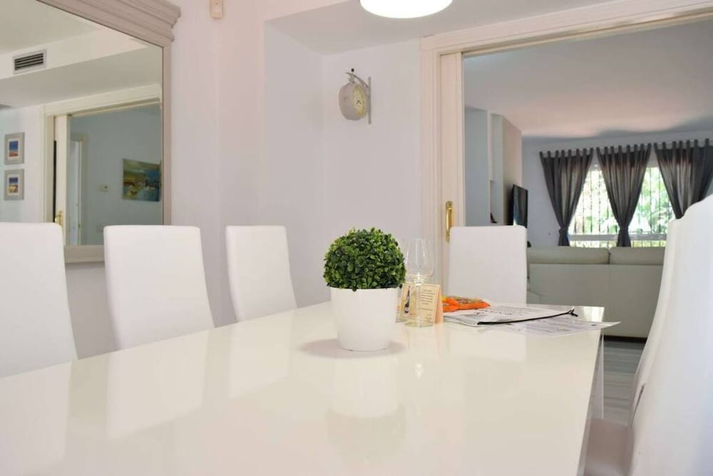 Villa Emma 4 Bedrooms F-3