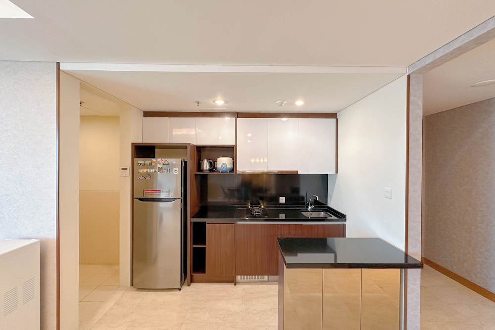 Spacious And Elegant 2Br At One East Penthouse & Residence Apartment