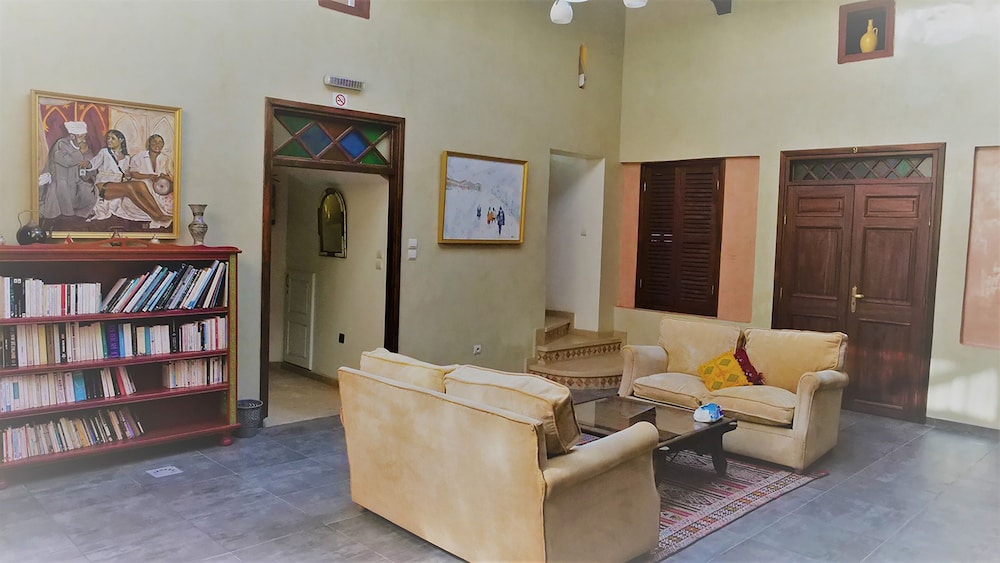 lounge