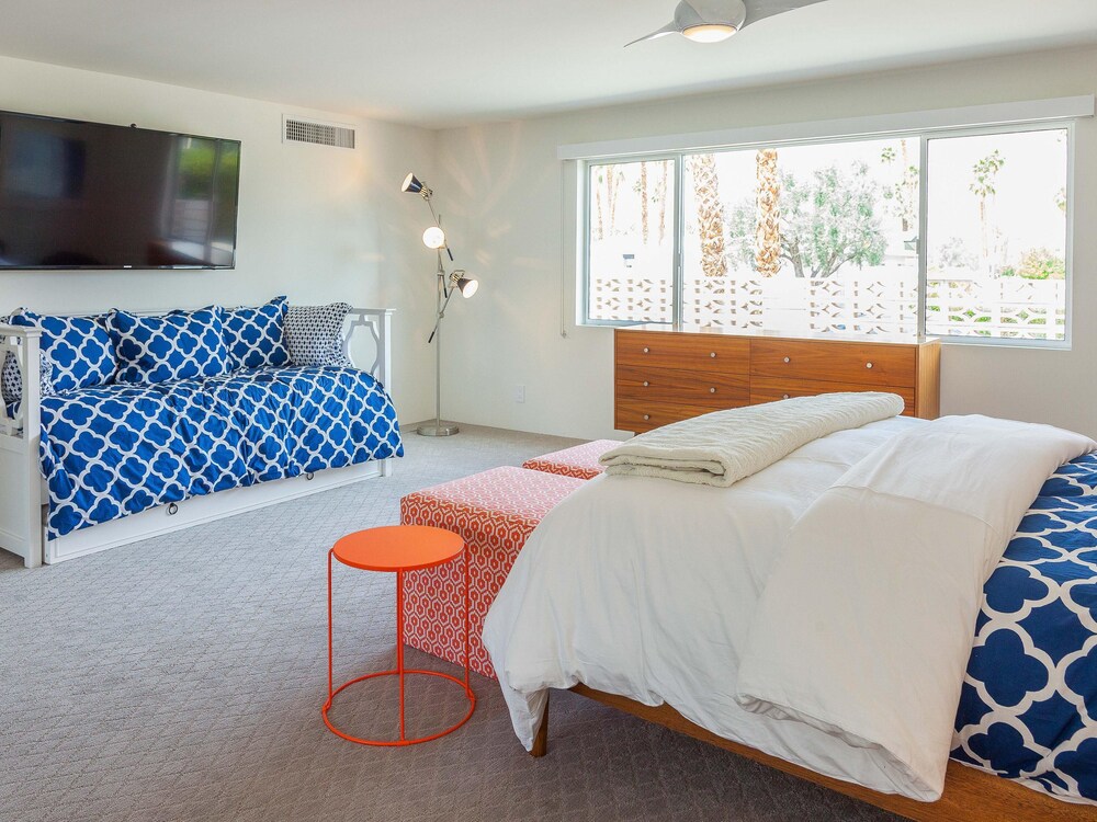 Palm Springs Vacations - Spero Estate - Property Image 32