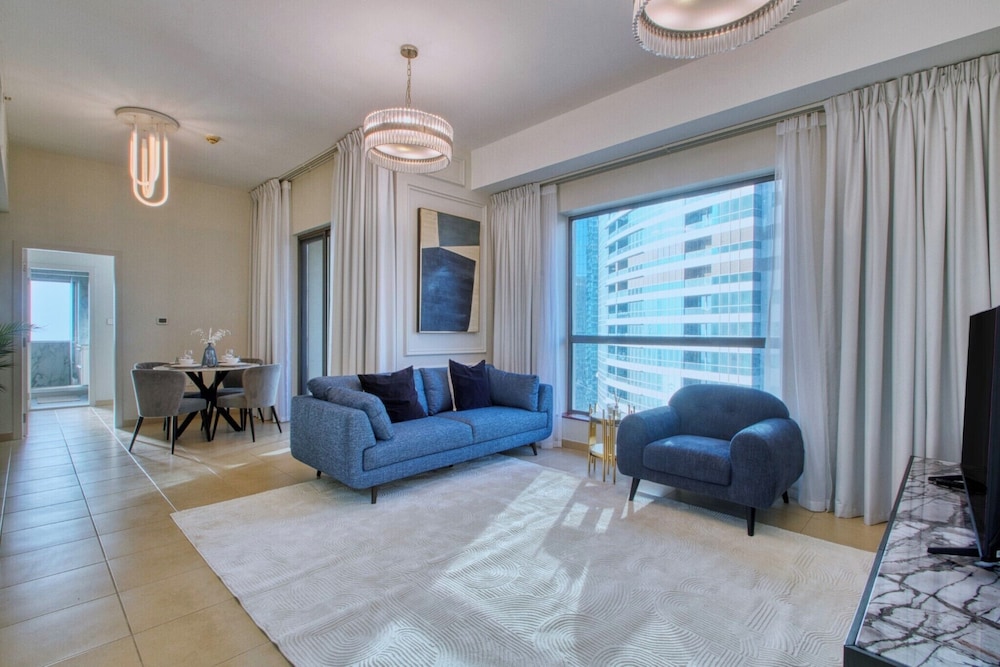 Cozy 1BR at Bahar with great view