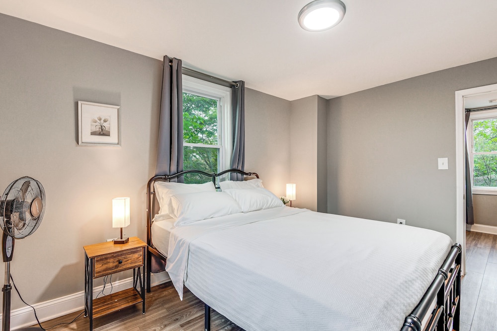 Maryland Home: 3 Mi to Downtown Silver Spring view 3