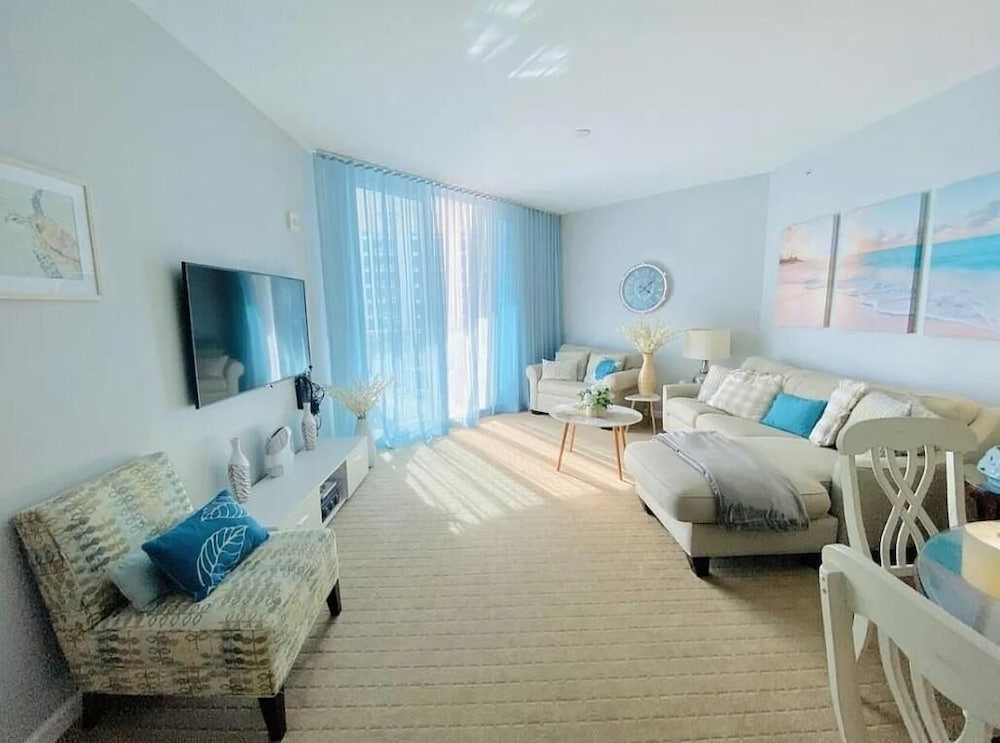 Palms Resort #1603 Jr. 2BR