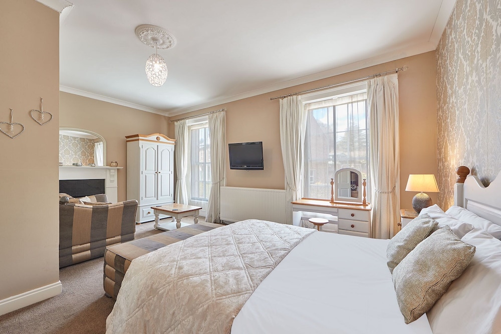 Host Stay Rosedale House