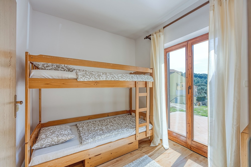 Sv. Jakov Family Apartment