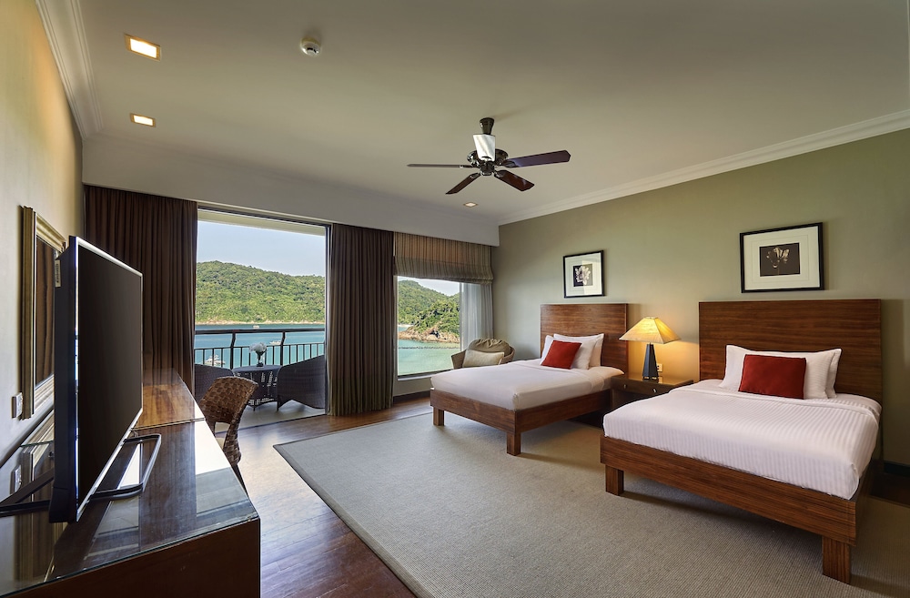 The Taaras Beach & Spa Resort 96