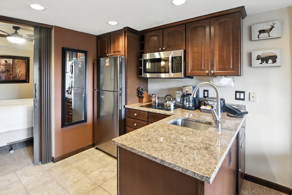 Ski-in/ski-out Beaver Run Retreat 1 Bedroom Condo
