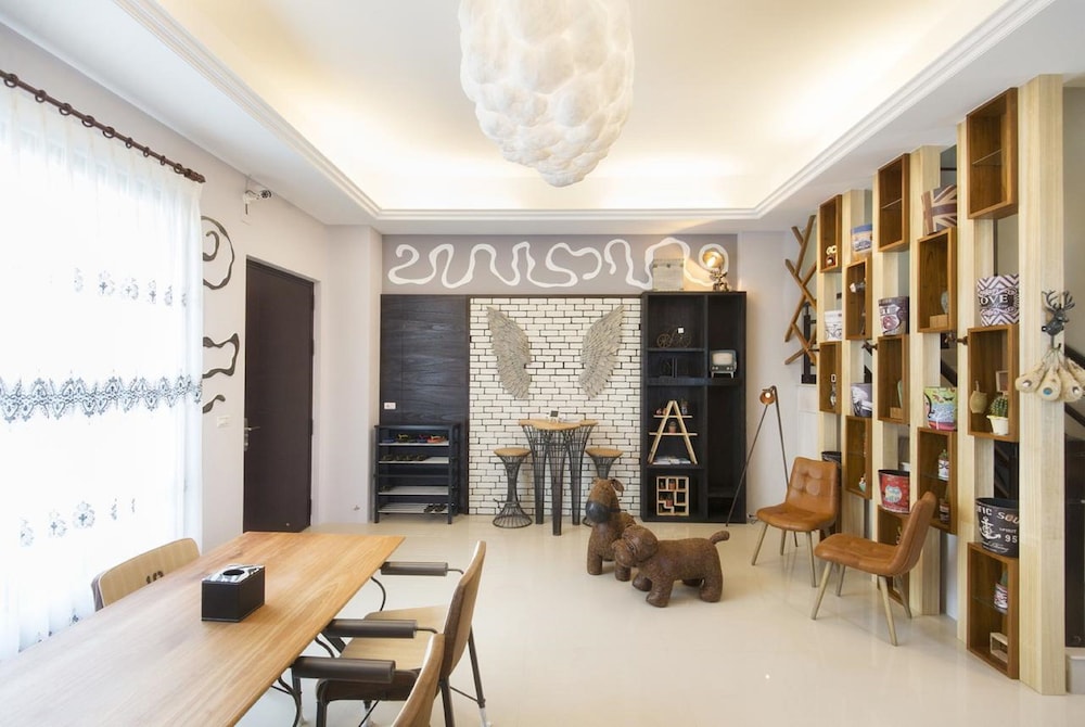 East Cube B&B