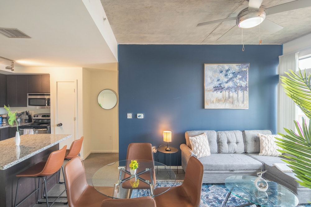 ROVE LIVING/KL - Roosevelt Point