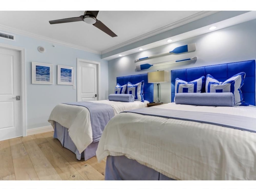 Beachfront Condo With 180-degree Views and Pool view 2