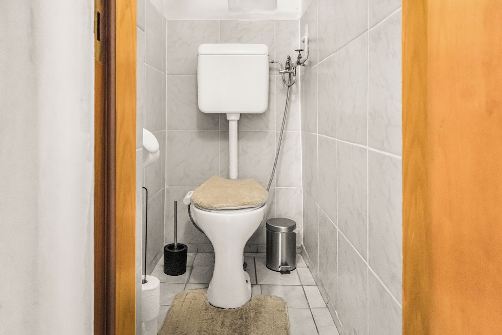 Affordable 2BR Apt Near Danube