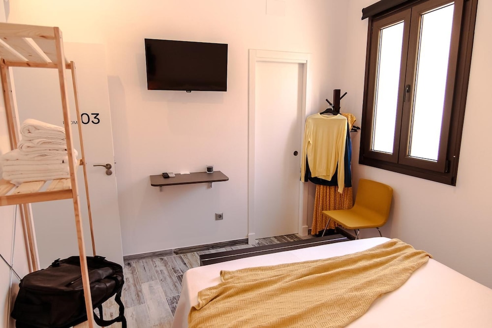 The 8 Rooms House
