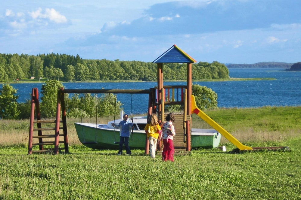 Cottage Directly by the Lake in Trygor