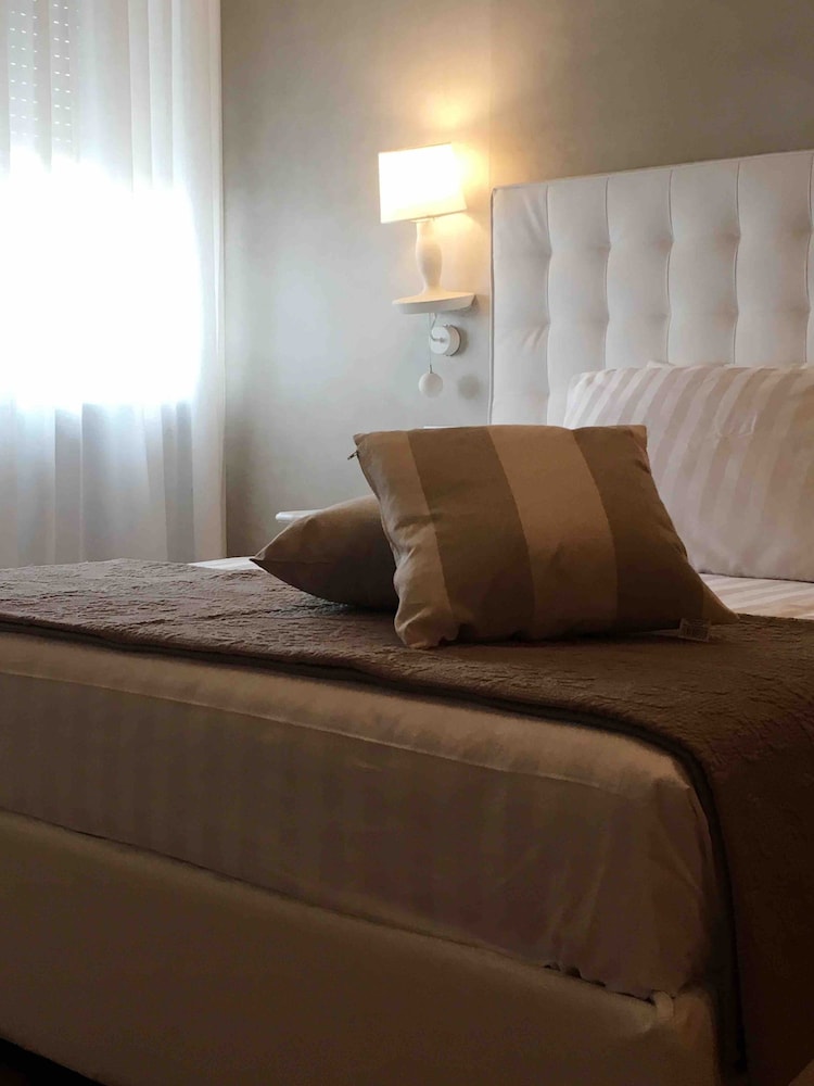 Ginevra Rooms Bergamo photo 2