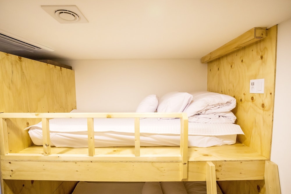 Step Inn Myeongdong 1 31