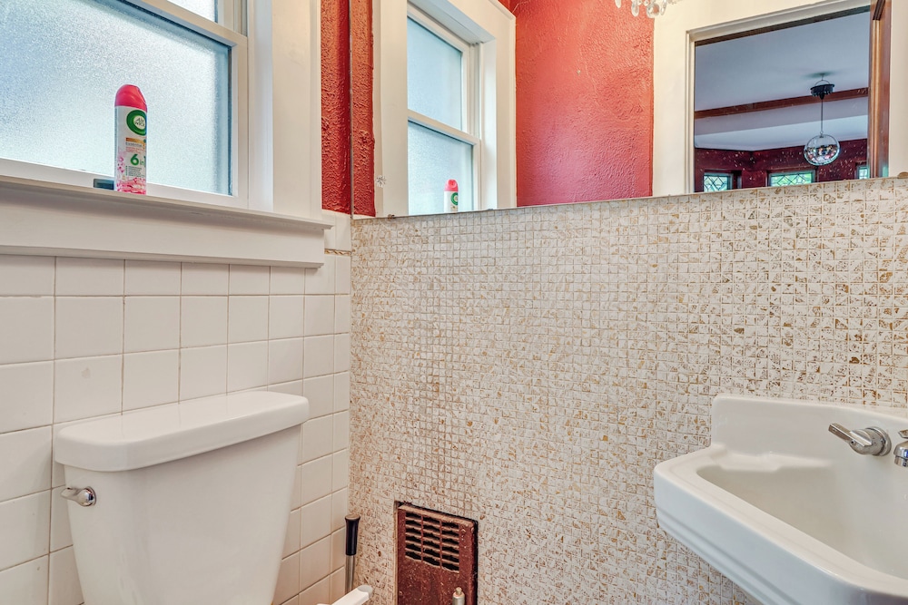 Easy Train Access to Nyc! Elegant Family Retreat