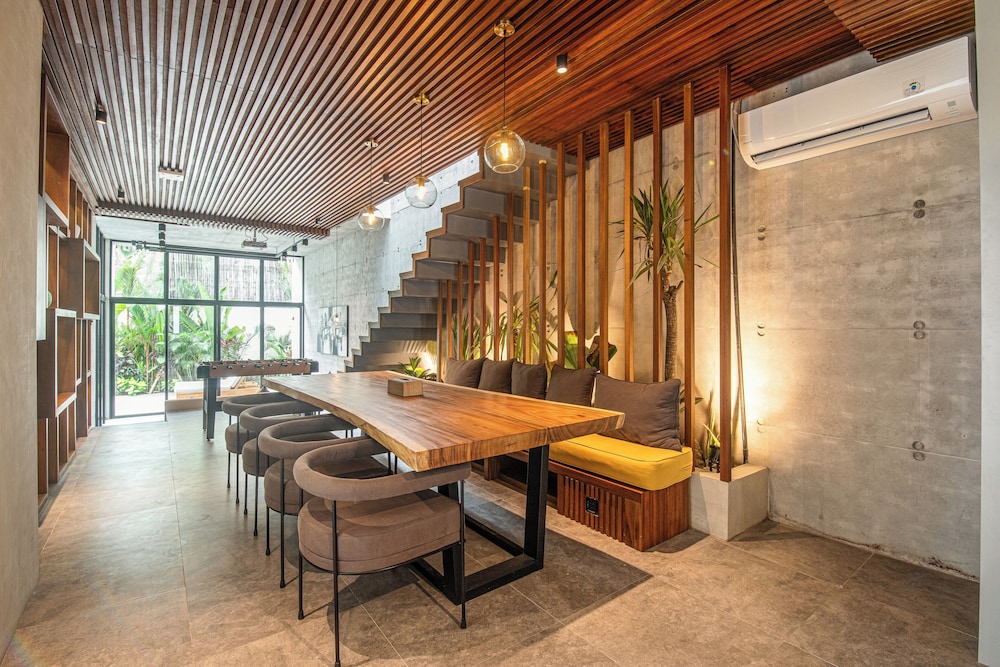 C La Villa Modern 4br Villa Canggu Beach 5mins