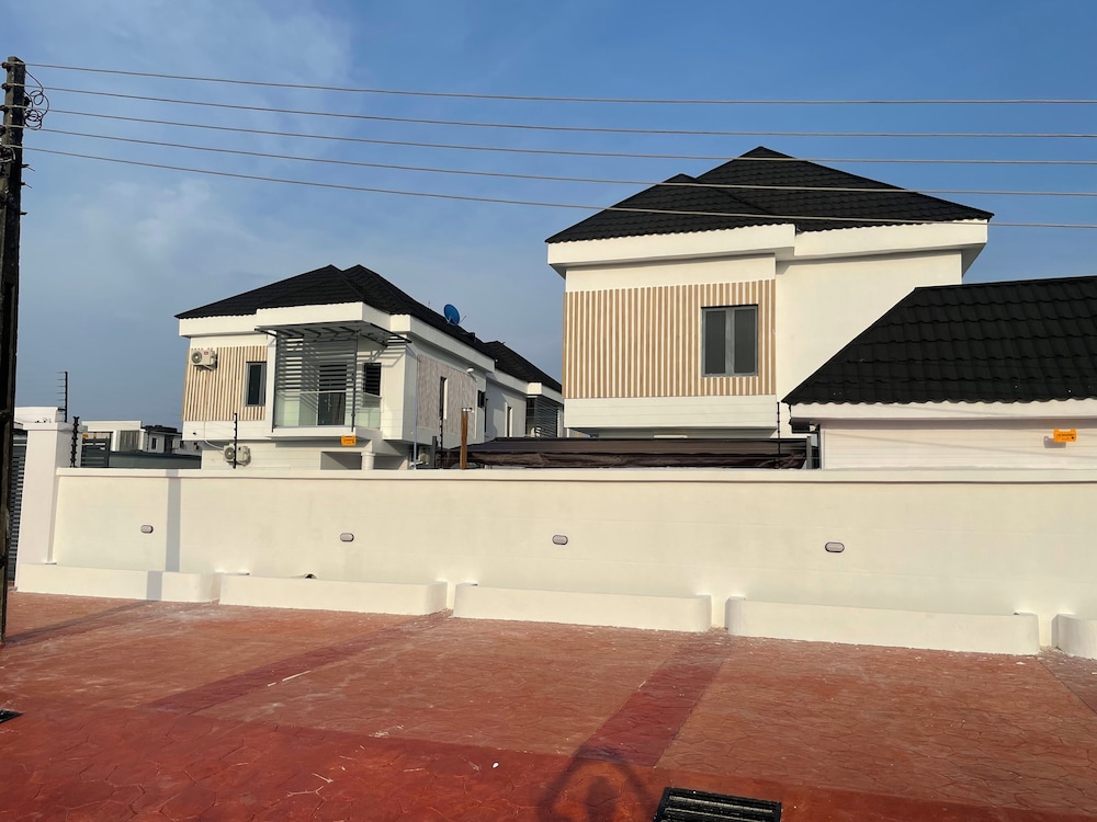 GoodHouse XT