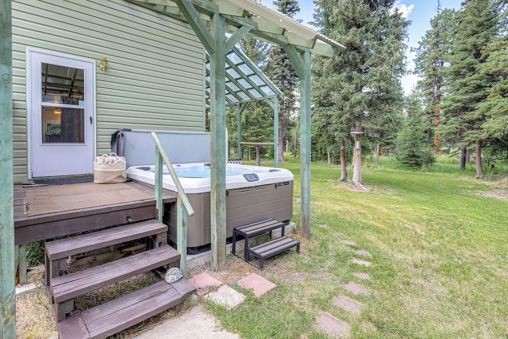Private Hot Tub: 'enchanted Hideaway' in Lincoln!