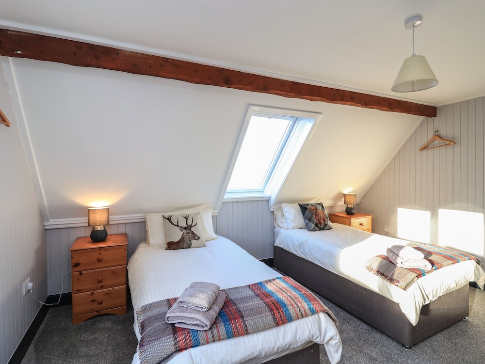 Doune Bay Lodge