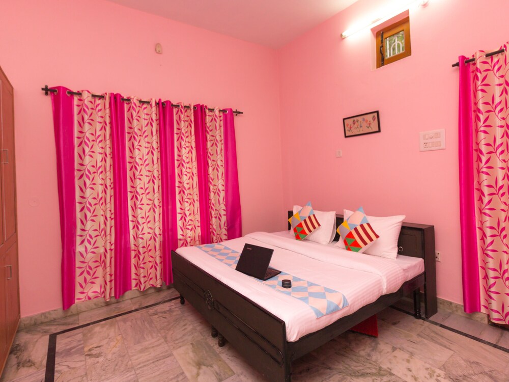 OYO 16652 Home Spacious 2BHK Villa Ram Nagar