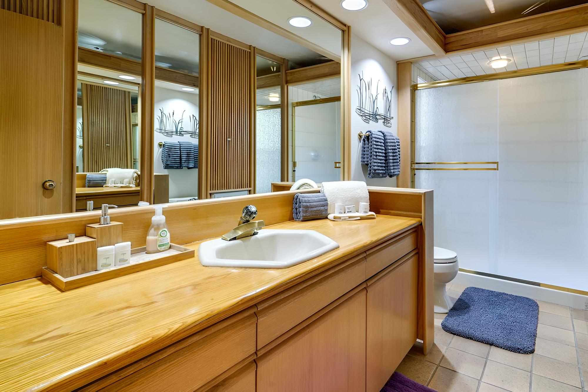 Expansive Tahoe Donner House With Hot Tub! view 5