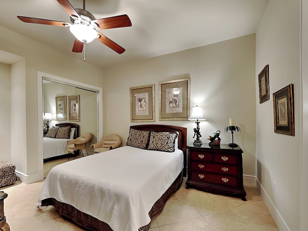 Turquoise Place #1107C by Southern Vacation Rentals