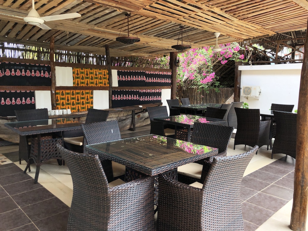 Tamani Villas Annex