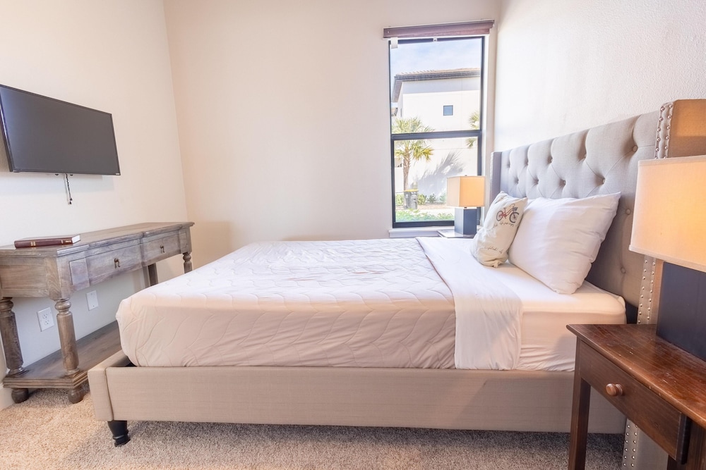 172 VD - Blissful Haven: Serene Retreat