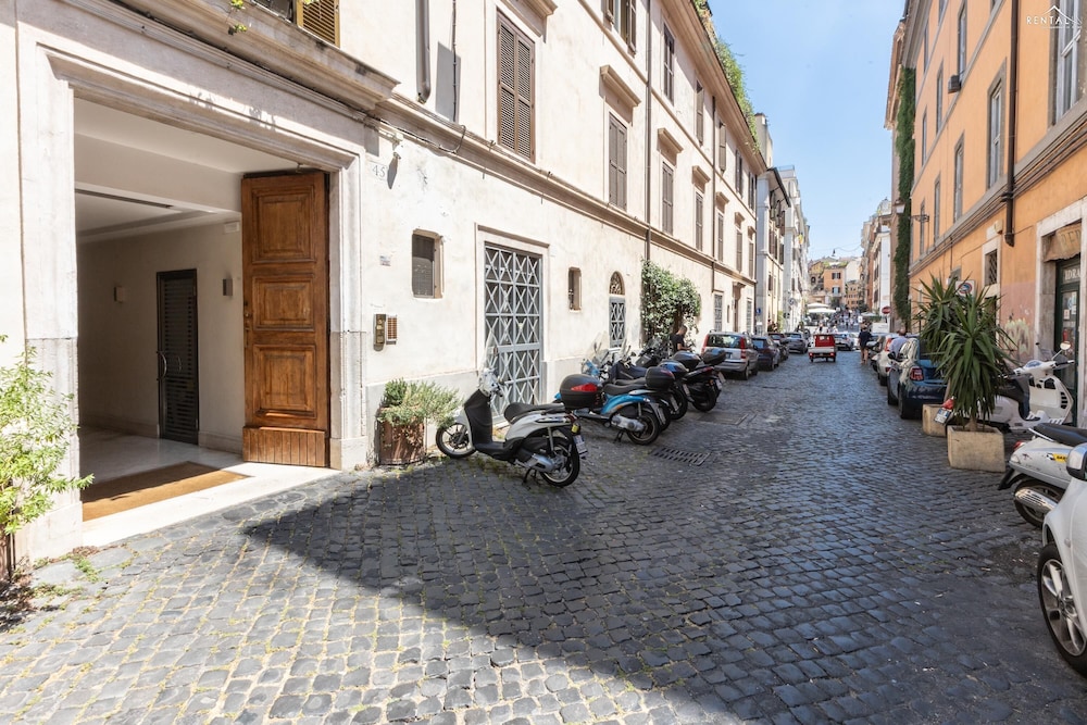 Baccina Apartment