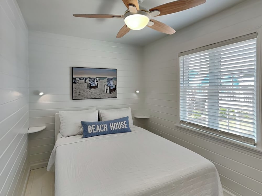 The Last Dollar Cottage by Topsail Realty