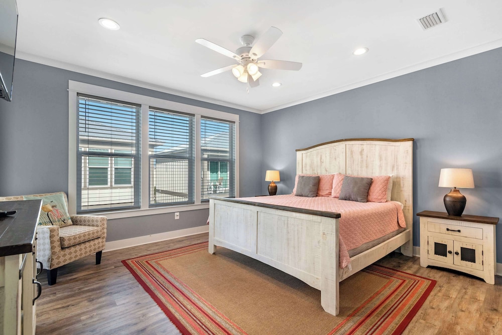 Little Lagoon Cottage for 8 - Free Activities