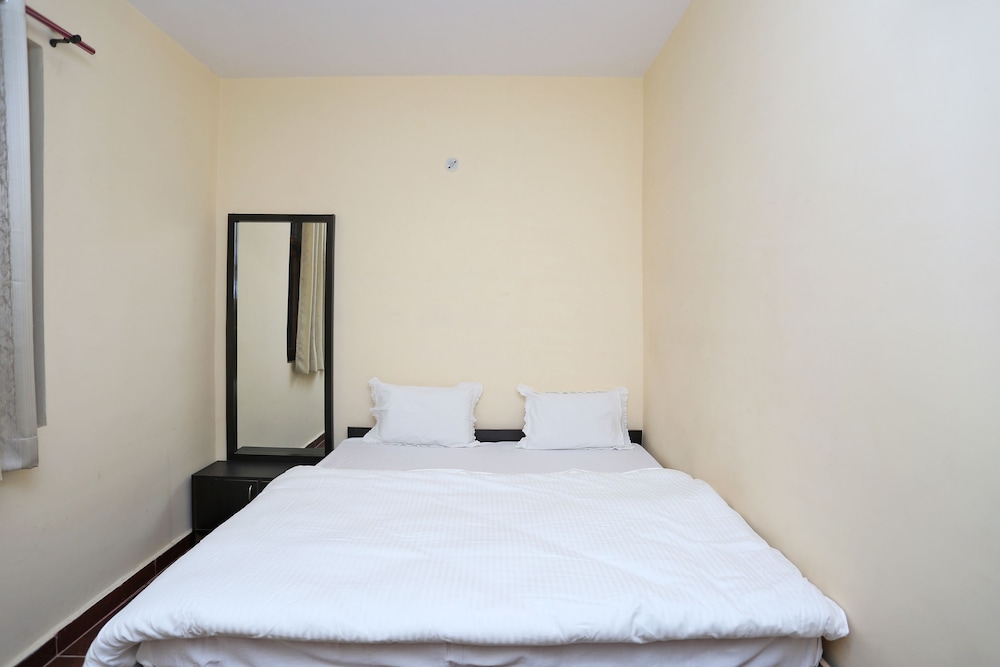 OYO 12312 Home Lake View 2 BHK Bhimtal