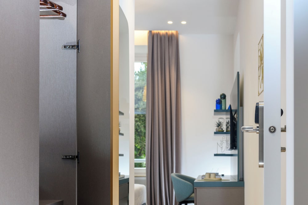 Domus Augustea - Luxury Accommodations