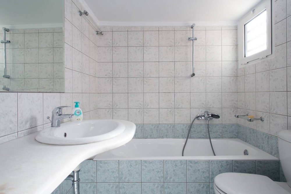 Neos Kosmos 1Bd Apt with Stunning Views