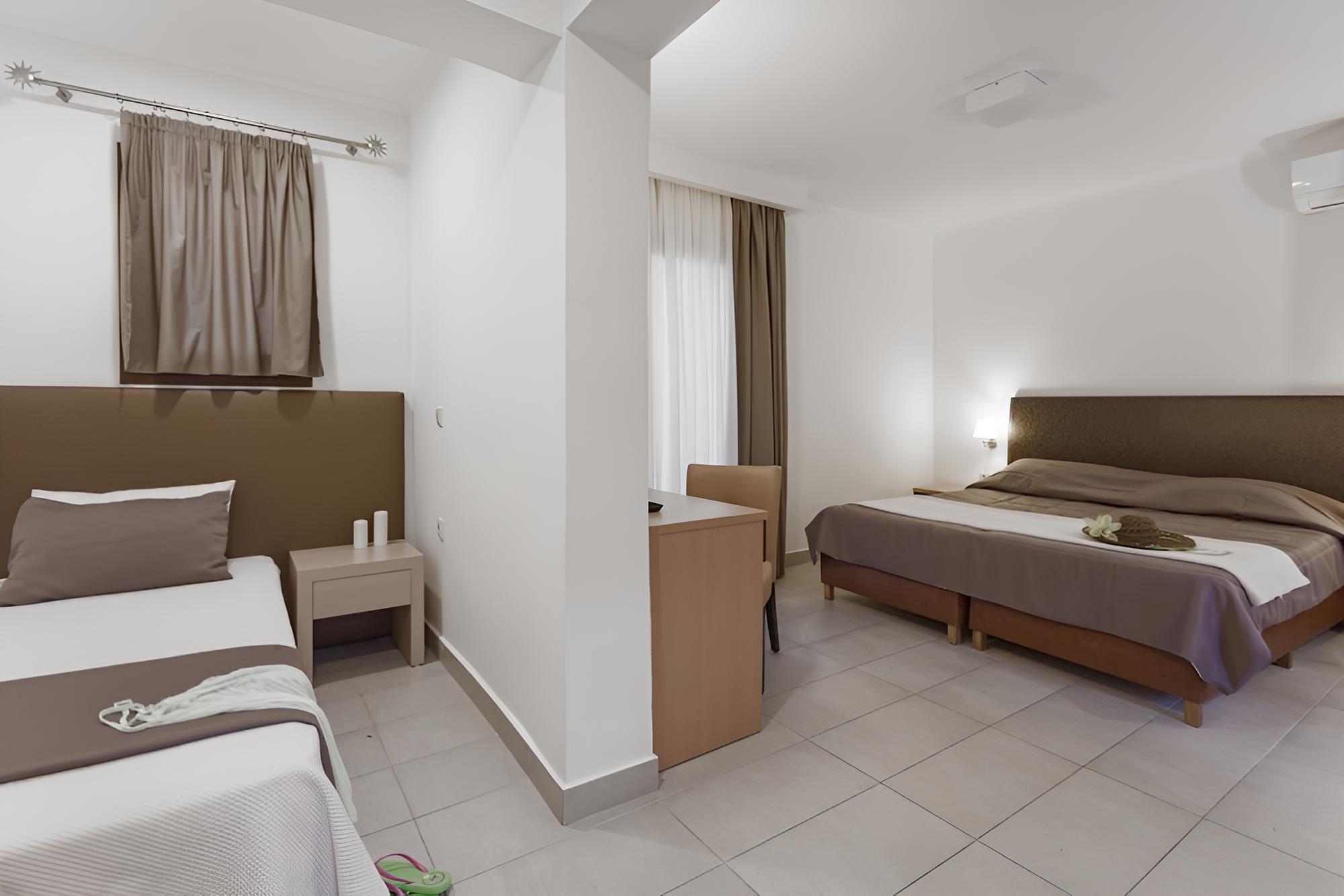 Lagomandra Beach Hotel
